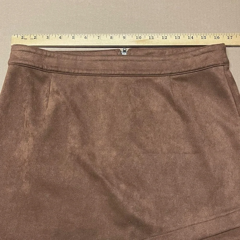 BB Dakota Steve Madden Women’s Faux Suede Mini Skirt Camel Brown Size 12 - Picture 5 of 7